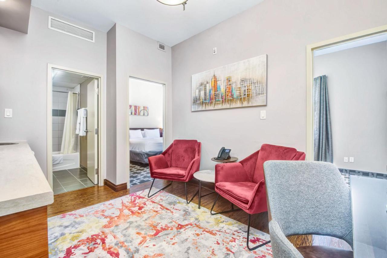 Willowdale Hotel Toronto North York Room photo